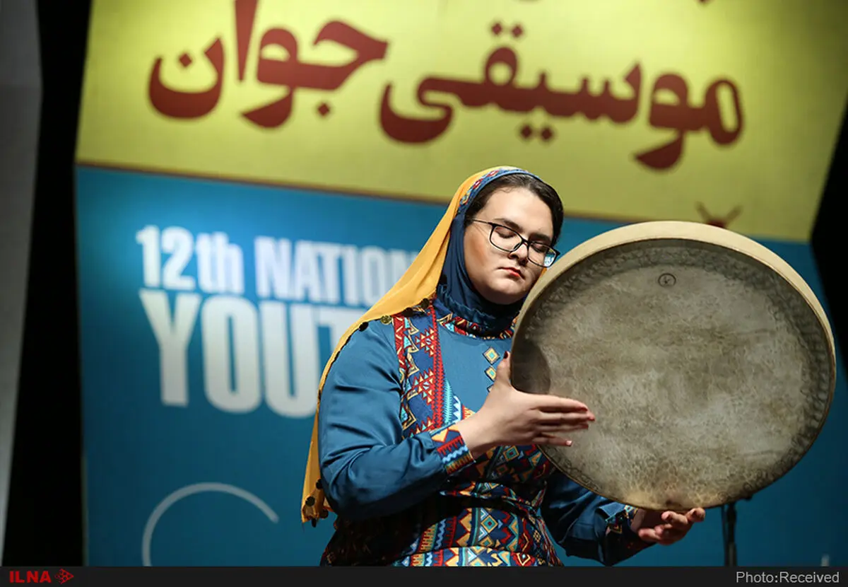 دف‌نوازان جوان به نیاوران آمدند