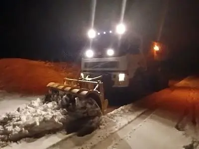 مسدود شدن محور ارتباطی  مهدیشهر - کیاسر به دلیل بوران