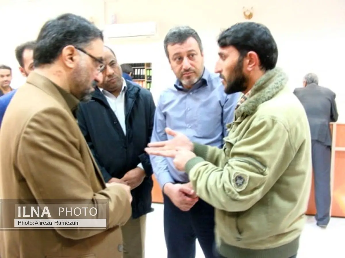 بازدید سرزده سرپرست فرمانداری از شرکت گاز و اداره برق کاشان
