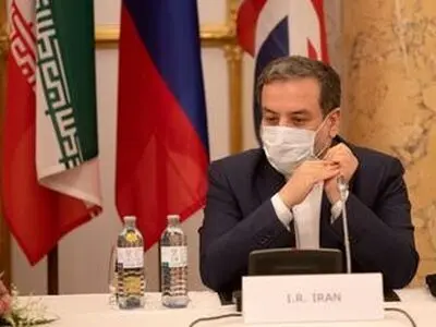 Iran not to halt nuclear activities until bans fully lifted: Araghchi