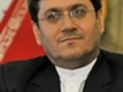 بازدید قشقاوی از سرکنسولگری جمهوری اسلامی ایران در دبی