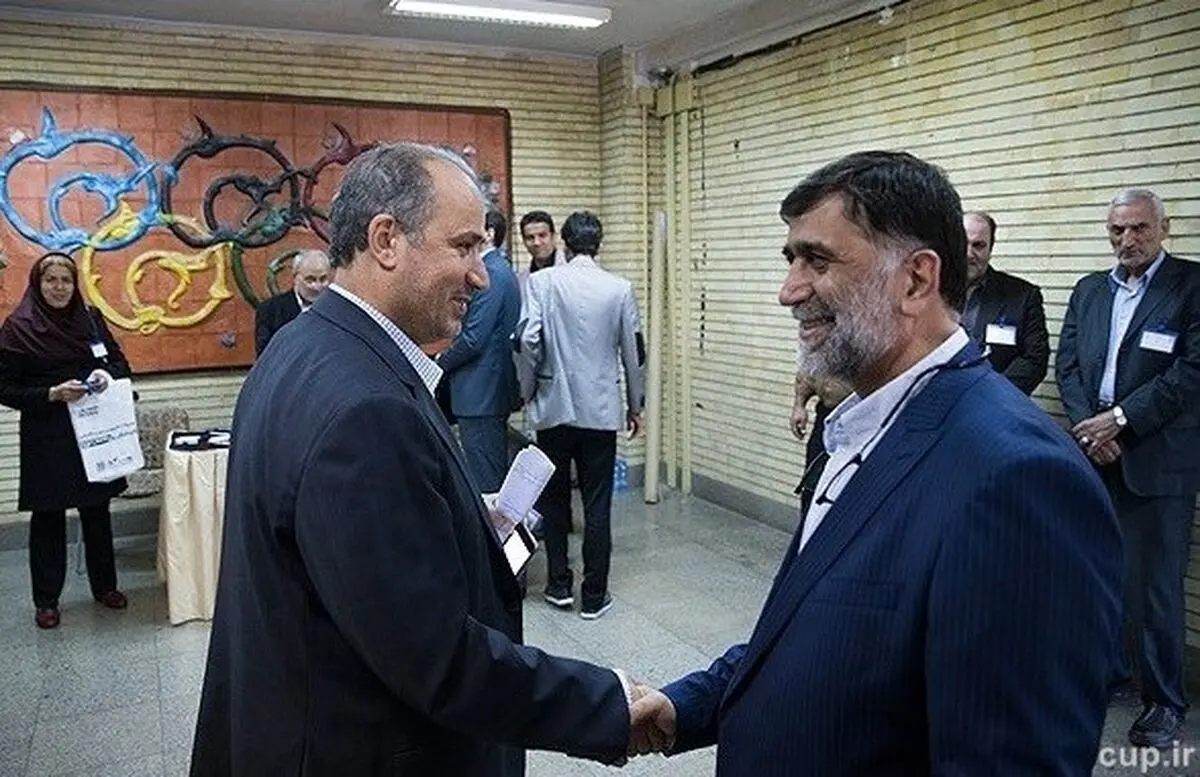 تلاش آجرلو برای گرفتن مجوز جذب مربی خارجی