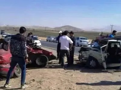 برخورد شدید وانت با سمند در ازنا ۲ کشته و مجروح برجاگذاشت 