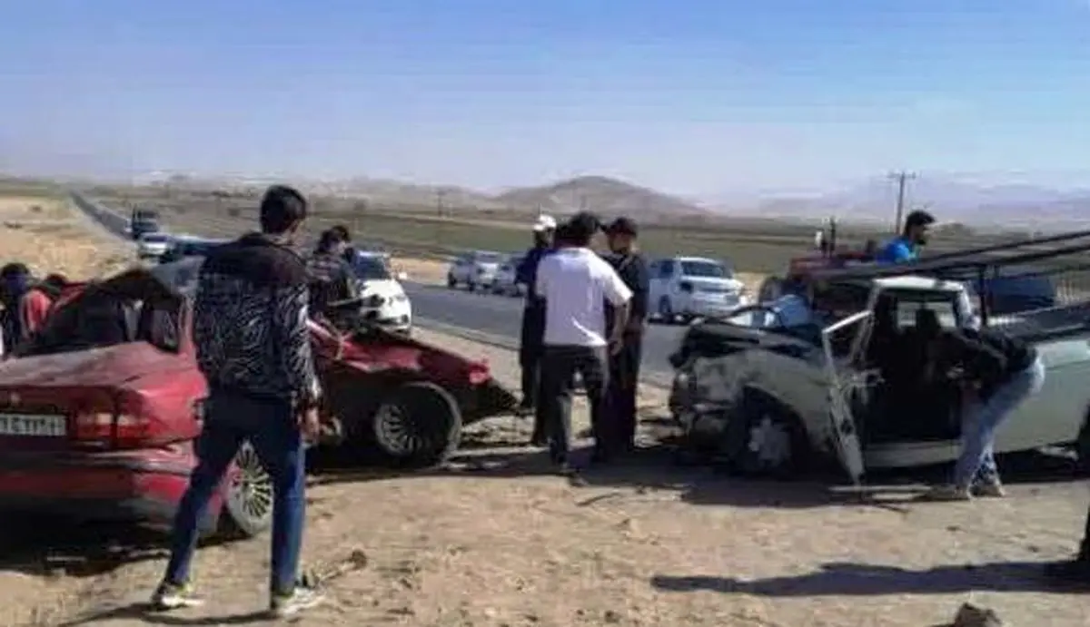 برخورد شدید وانت با سمند در ازنا ۲ کشته و مجروح برجاگذاشت 