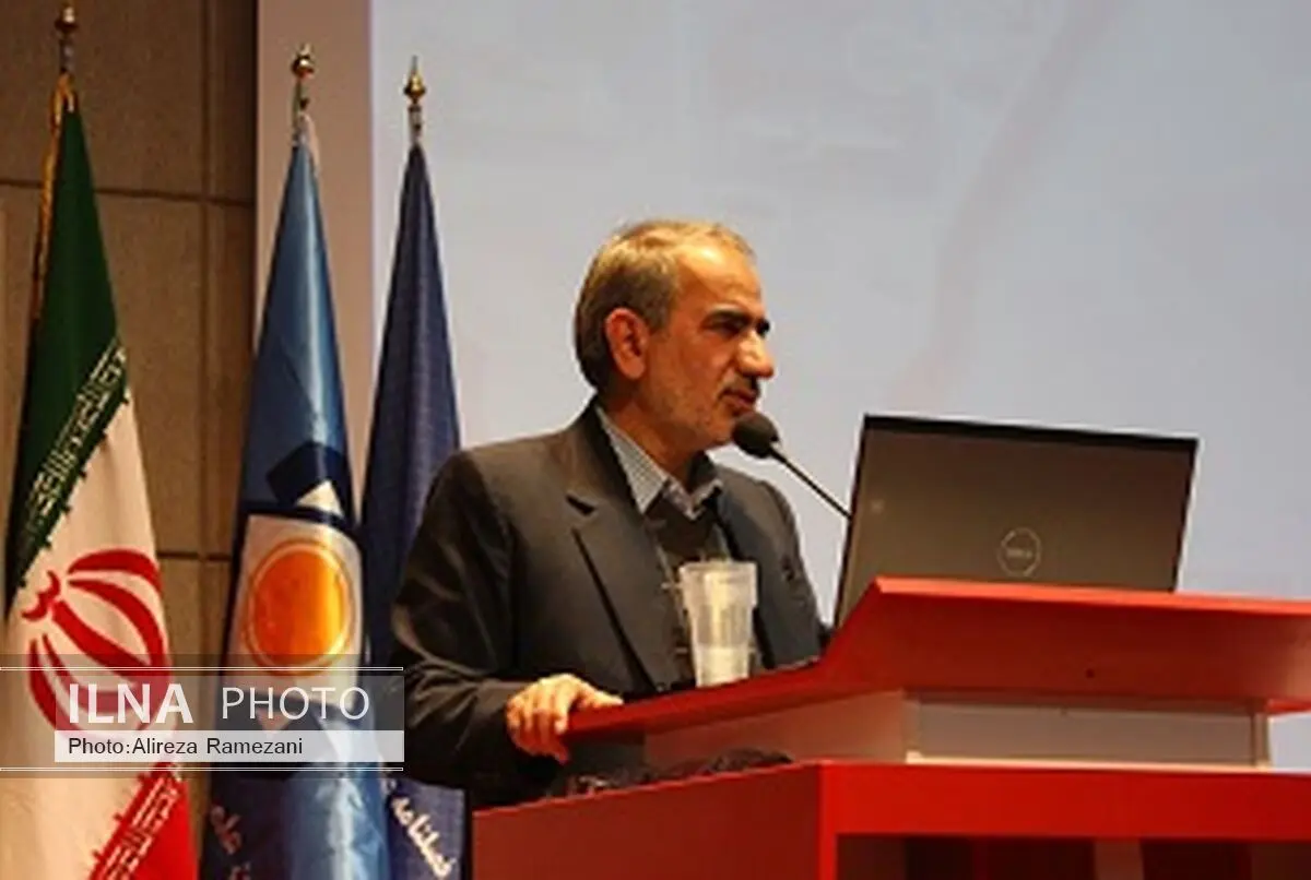 دولت می‌توانست به جای حمایت از خودروسازان، نوسازی بافت‎های فرسوده را در اولویت قرار دهد