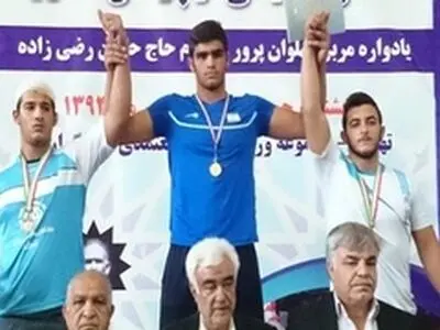 نوجوان گتوندی پهلوان اول کشور شد