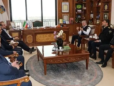 تردد خودروهای پلاک منطقه آزاد در انزلی از دهه فجر
