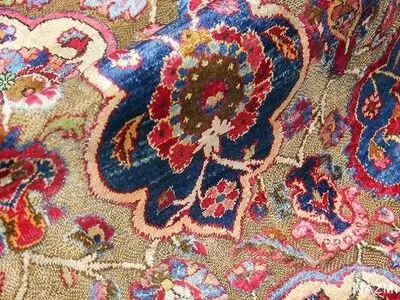 نکته های مهم شستشوی فرش های نفیس و ابریشم