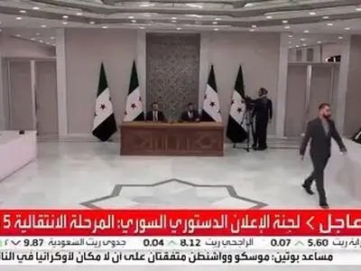 الجولانی پیش‌نویس اعلامیۀ قانون اساسی را امضا کرد + فیلم