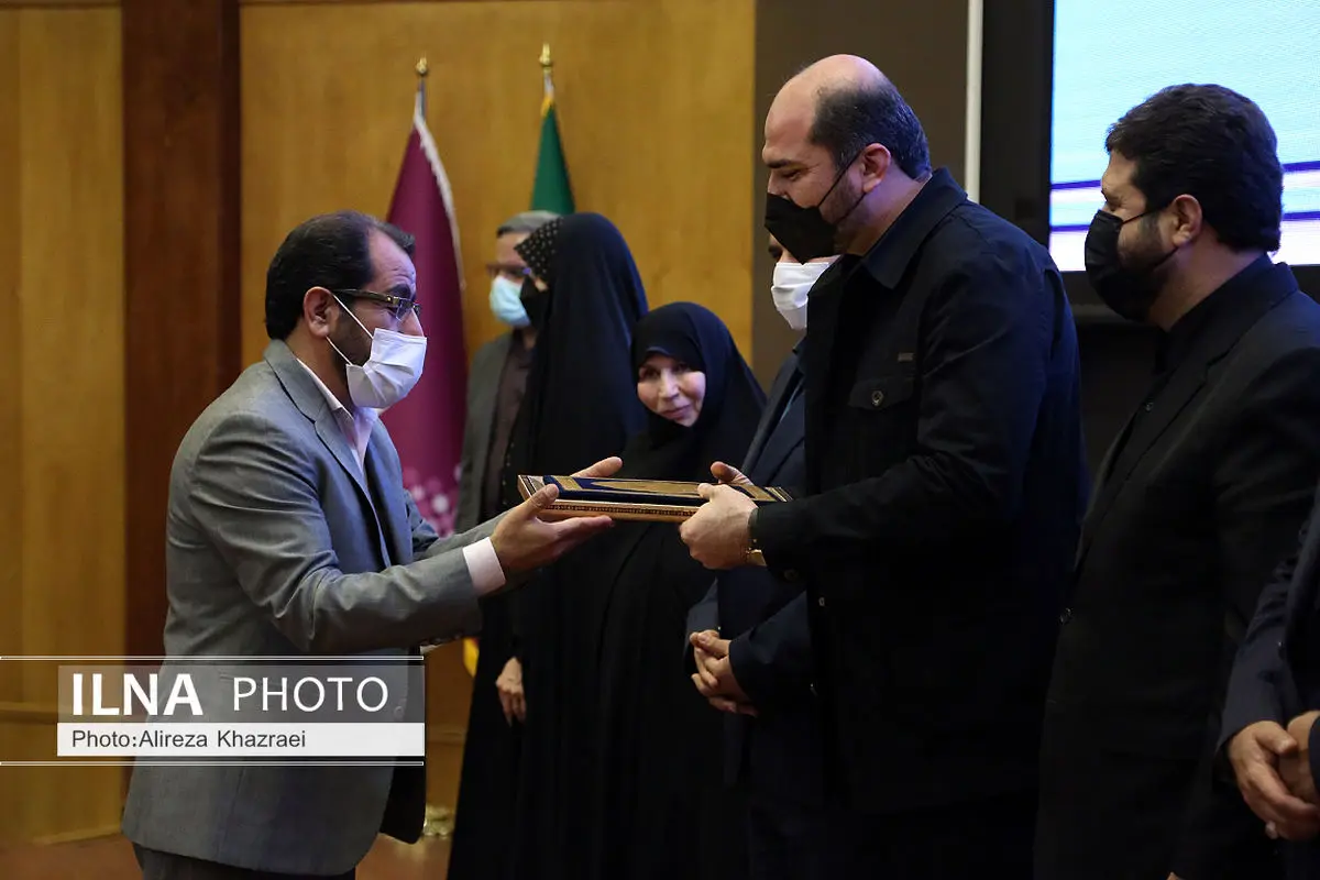 انتخاب کارگران و واحدهای نمونه‌ی استان تهران در سی و سومین جشنواره امتنان