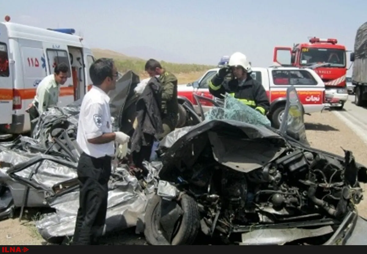 برخورد تریلر با پژو 405 جان یک نفر را گرفت
