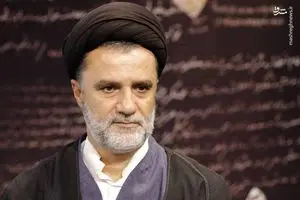 نبویان: تنگه هرمز با افسانه‌سرایی و هالیوودبازی باز نخواهد شد