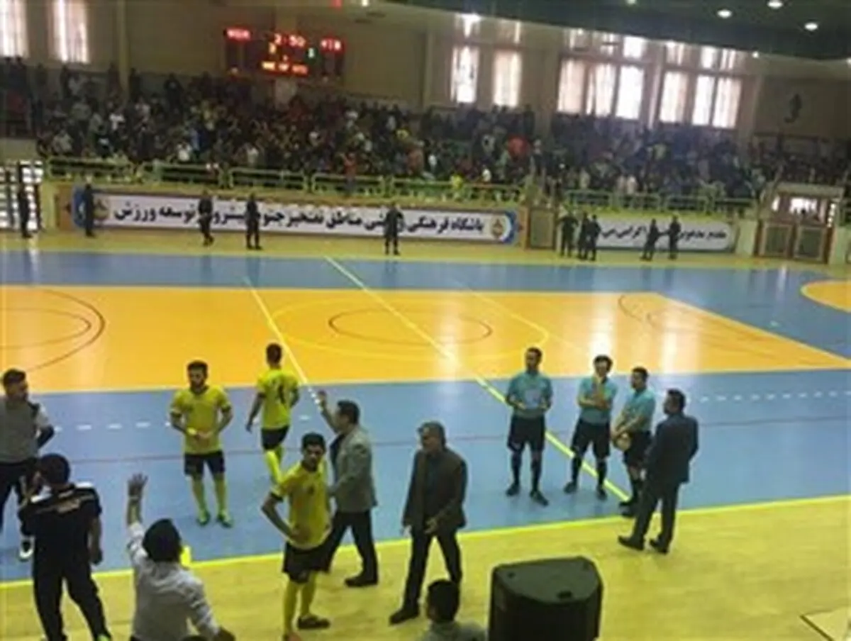 تیم فوتسال ملی حفاری اهواز 30 میلیون ریال جریمه شد