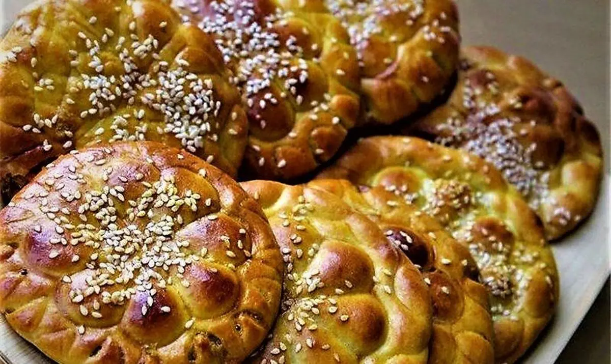 طرز تهیه کلوچه مغزدار خانگی 