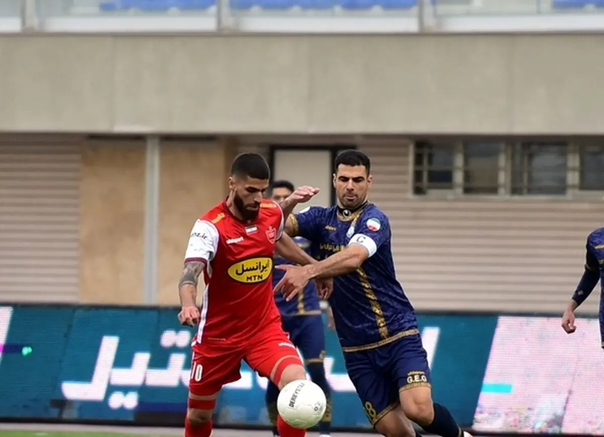 گل‌گهر سیرجان صفر- پرسپولیس 2؛ بازگشت سرخ‌ها به صدر 