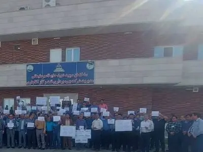 اعتراض کارکنان رسمی شرکت بهره‌برداری نفت و گاز آغاجری