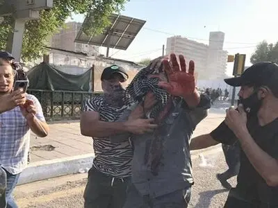  بغداد.. 125 مصابا فی مواجهات "المنطقة الخضراء"