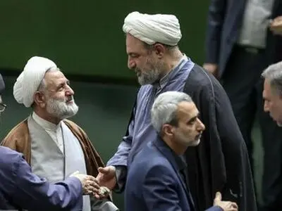 اعتراض حمید رسائی به ظریف در صحن مجلس/چرا بعد از استعفا دوباره به دولت برگشته است؟ /از قالیباف و اژه ای سوال کردم گفتند چنین چیزی نداریم