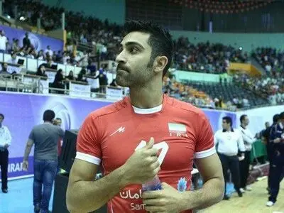 بازیکن سابق تیم ملی والیبال به تیم لبنیات هراز آمل پیوست / تقی زاده فصل را از دست داد