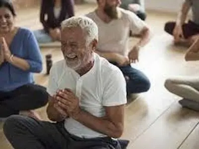 یوگای خنده از کدام کشور آمده؟ / فواید قلبی خنده