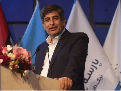 الگوی عبور فولاد مبارکه از بحران به بازسازی هوشمند
