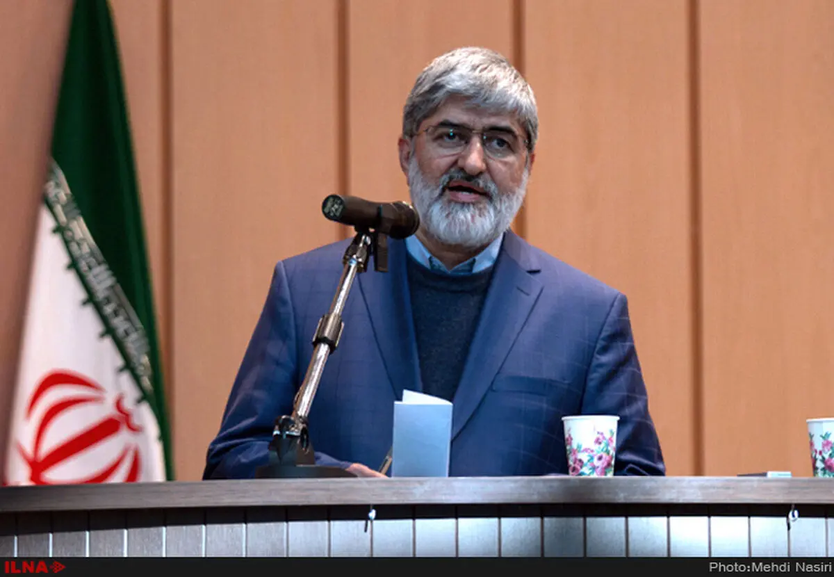 ضمانتی وجود ندارد که اگر به هر شکل عمل کنیم، انقلاب باقی بماند/ فساد اخلاقی امت‌ها را از بین می‌‌برد