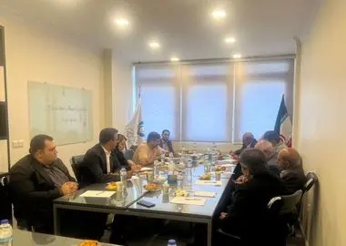 تشکیل شورایی از نمایندگان کارگران، بازنشستگان و کارفرمایان/ به تصمیمات یکجانبه دولت اعتراض داریم