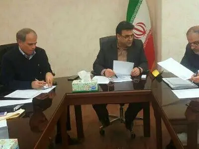 جلسه مشترک مدیرکل و مدیران راه و شهرسازی گیلان با فرماندار شفت 
