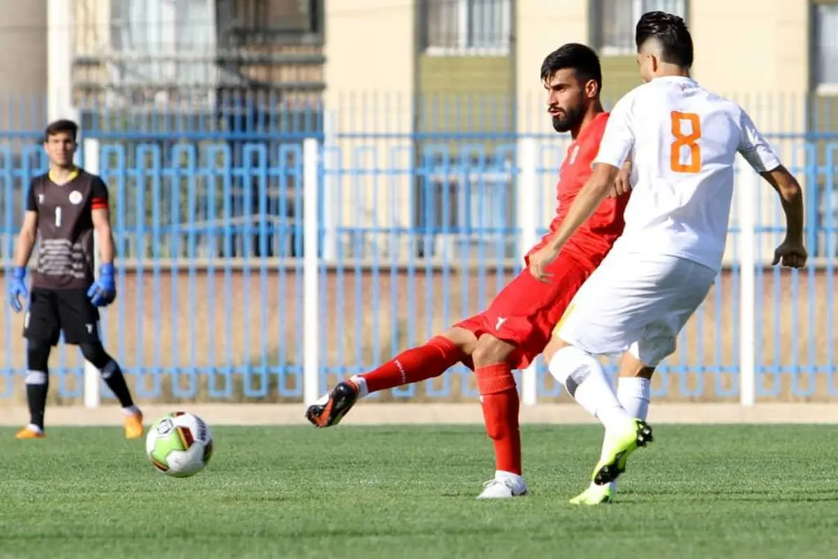 سید محمد حسینی: اگر داورها بگذارند سرخپوشان به بالای جدول می‌رسد