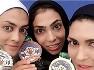 الهه منصوریان قهرمان کیک بوکسینگ جهان را شکست داد
