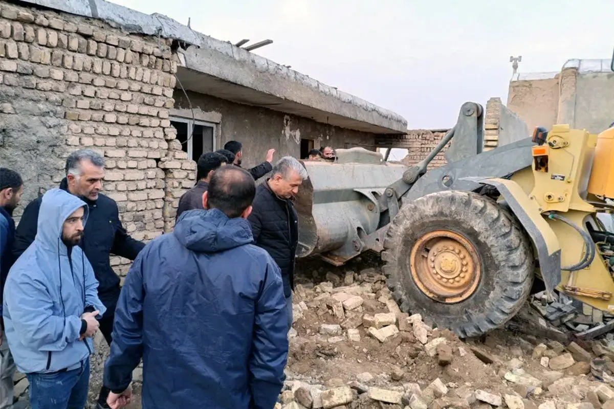 ارزیابی واحدهای مسکونی تخریب‌شده در روستای تتنک