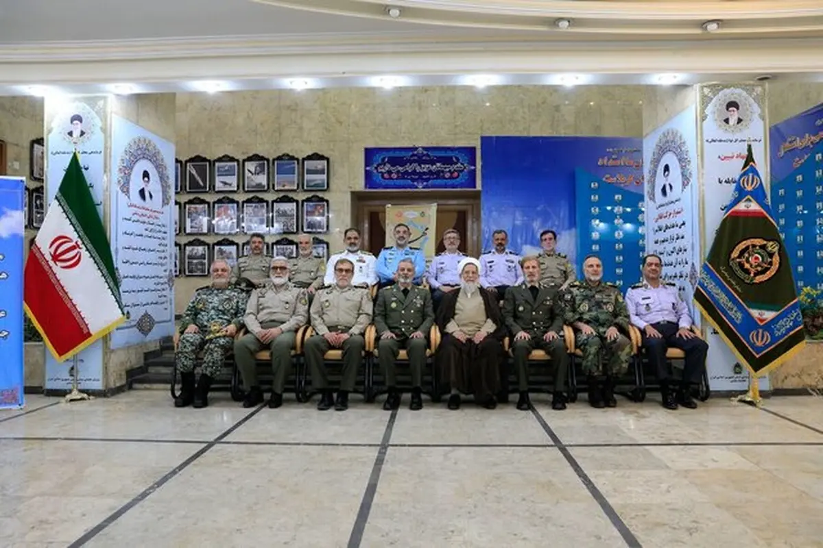 برگزاری نشست هماهنگی و هم‌افزایی فرماندهان و مسئولان عالی رتبه ارتش