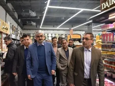 تخلف در فروش کالابرگ با برخورد قاطع مواجه می‌شود/ هشدار نسبت به اجبار خرید اقلام غیرضروری همراه کالابرگ