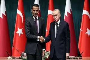 رایزنی تلفنی امیر قطر و رئیس‌جمهور ترکیه درباره توافق آتش‌بس میان آمریکا و ایران
