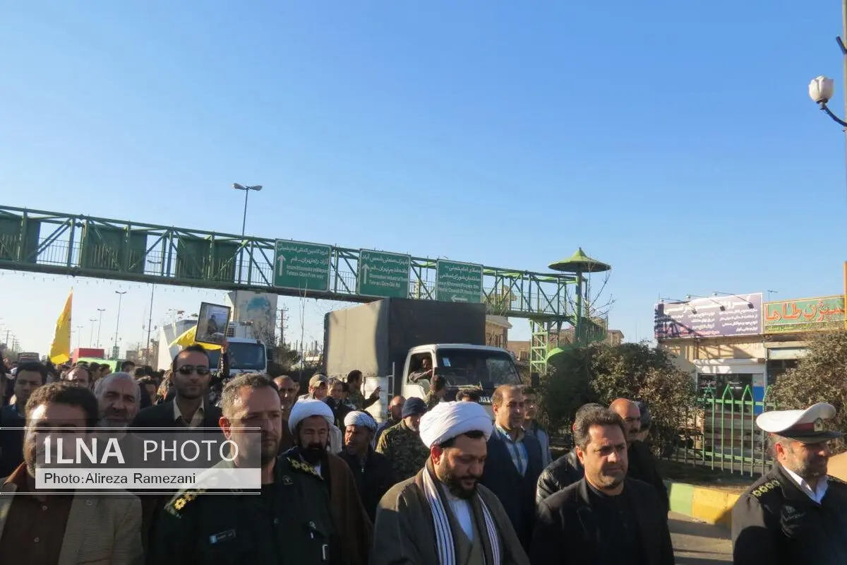تشییع پیکر شهید مدافع حرم در حسن آباد
