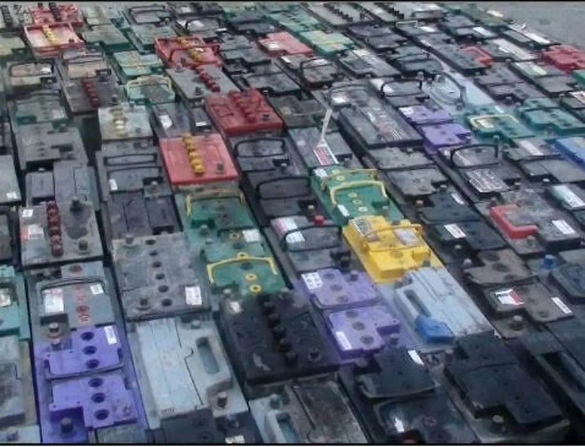 ۵ میلیارد ریال باتری خودرو قاچاق در شیراز کشف شد
