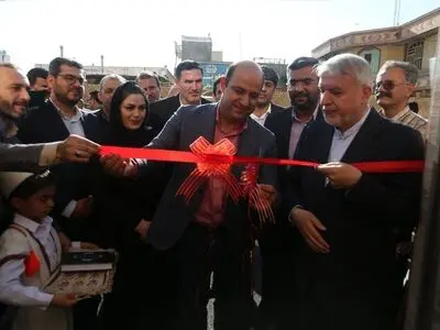 کتابخانه عمومی «مادر و پدر» فیروزآباد افتتاح شد  