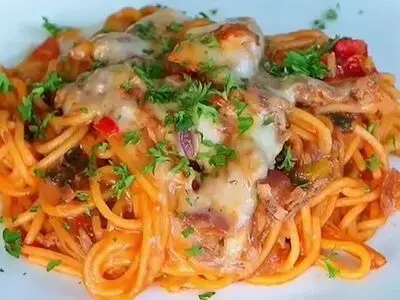طرز تهیه ماکارونی ساده و فوری + فیلم