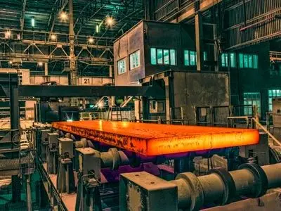 بازی بزرگ فولاد هرمزگان؛ 30 همت درآمد در ۸ ماه