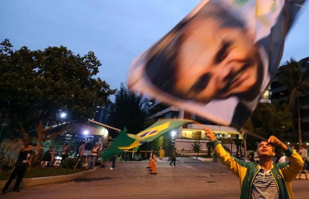 Brazil's Bolsonaro surges ahead of Sunday vote, but run-off likely