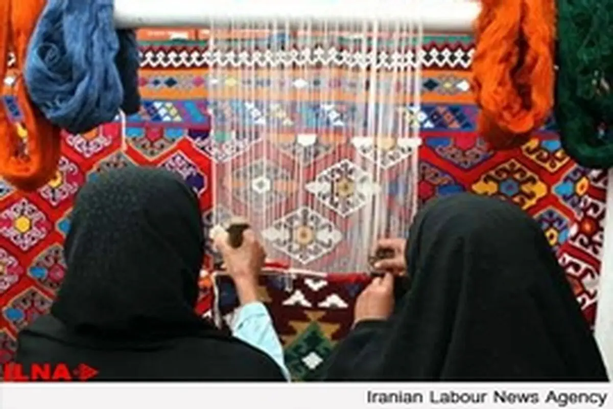 ۹۰ درصد بافندگان فرش بانوان هستند / سهم اقتصادی زنان در این بخش، کمتر از پنج درصد است