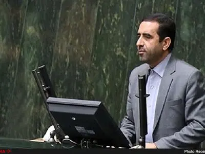 به دنبال لبخند نباشید چرا که این فلسفه حسینی نیست/ زد و بند‌های سیاسی بزرگترین آفت مدیریت کشور است