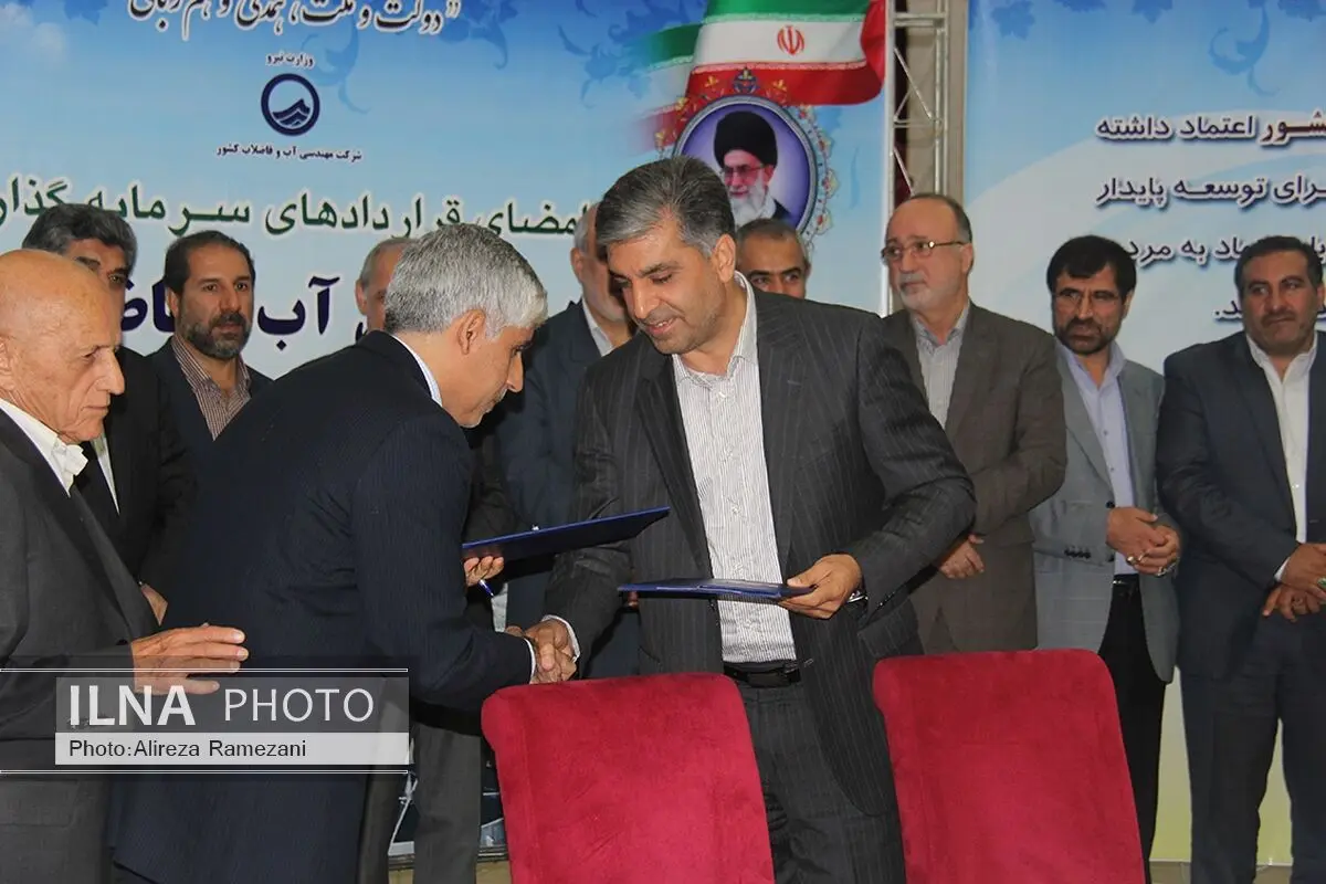 امضای توافق نامه انتقال پساب تصفیه خانه فاضلاب جنوب به پالایشگاه نفت تهران 