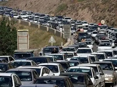 ترافیک سنگین در جاده چالوس و هراز/هشدار پلیس راه درباره مه و باران در جاده‌های شمالی