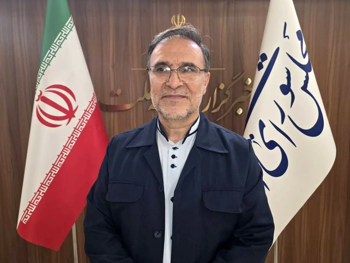 انتقاد از تبعیض در پرداخت حقوق و دستمزد بین وزارتخانههای مختلف