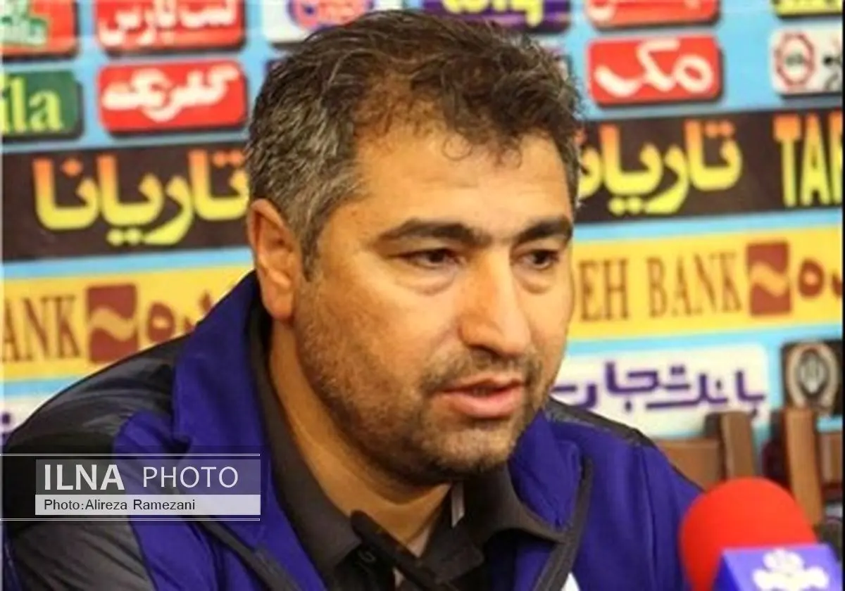 الهامی: منصوریان اگر وجود داشت میایستاد تا جوابش را بدهم/ او با «شومن بازی» سرمربی استقلال شد