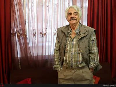 دولت دست از سیاستهای ضدکارگریاش برنمیدارد/کارگر ترحم نمیخواهد حقوقش را میخواهد