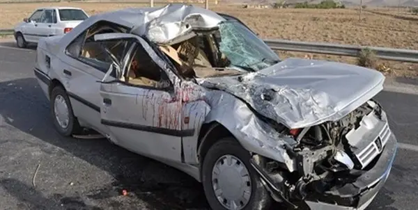 شش مصدوم حاصل برخورد یک خودرو با تیر برق در دهدز خوزستان