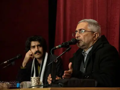 مراسم یادبود رسول ملاقلی‌پور در خانه هنرمندان برگزار شد/ سلطان محمدی: «بلمی به سوی ساحل» به ماهیت معنوی جنگ هم پایبند بود