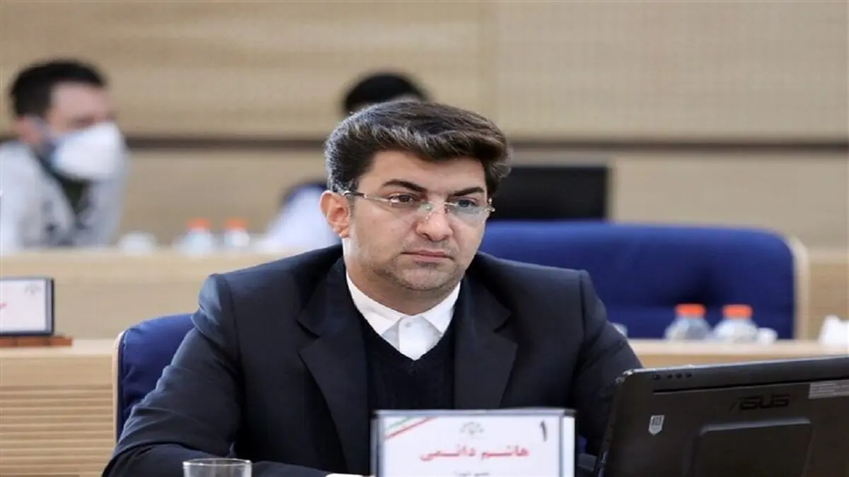 الزام نصب اطلاعیه ممنوعیت ورود زنان بی‌حجاب در مکان‌های عمومی مشهد/ دستور دادستانی به شهرداری برای مقابله با زنان بدحجاب 